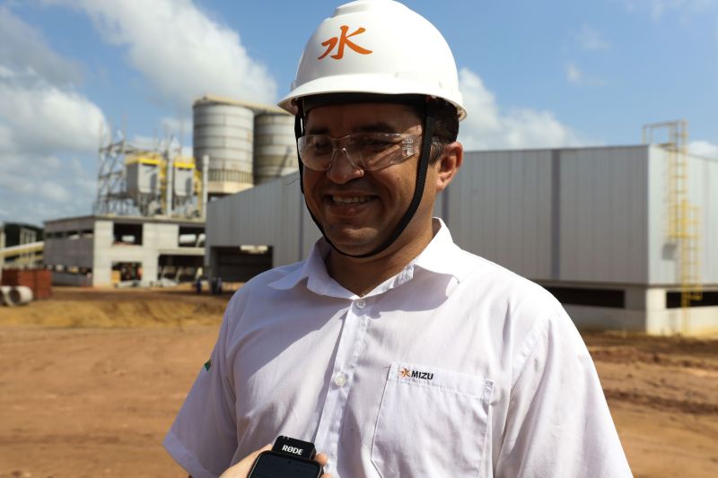 Glenderson Silva, líder do projeto de implantação da fábrica Mizu Cimentos <div class='credito_fotos'>Foto: David Alves / Ag Pará | <a href='/midias/2022/originais/15510_80c45a59-4d47-2f74-ee31-004007371368.jpg' download><i class='fa-solid fa-download'></i> Download</a></div>