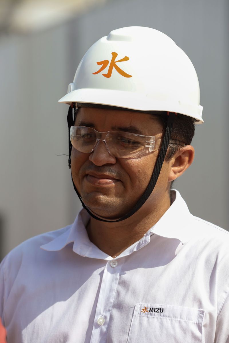 Glenderson Silva, líder do projeto de implantação da fábrica Mizu Cimentos <div class='credito_fotos'>Foto: David Alves / Ag Pará | <a href='/midias/2022/originais/15510_ec7ae8c2-c28e-f616-5da3-455d848f3909.jpg' download><i class='fa-solid fa-download'></i> Download</a></div>