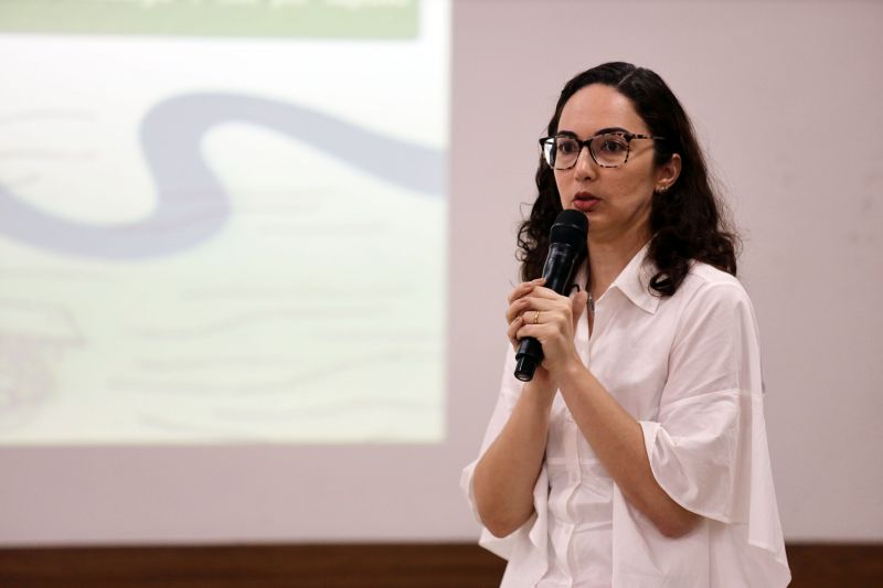 Coordenadora de Mudanças Climáticas, Serviços Ambientais e Bioeconomia da Secretaria, Camilla Miranda <div class='credito_fotos'>Foto: Bruno Cecim / Ag.Pará | <a href='/midias/2022/originais/15541_7273ce60-26d4-e8c8-2d6b-84d8e2593f13.jpg' download><i class='fa-solid fa-download'></i> Download</a></div>