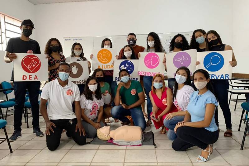 Estudantes da UEPA que participaram dos treinamentos de amamentação e suporte básico de vida