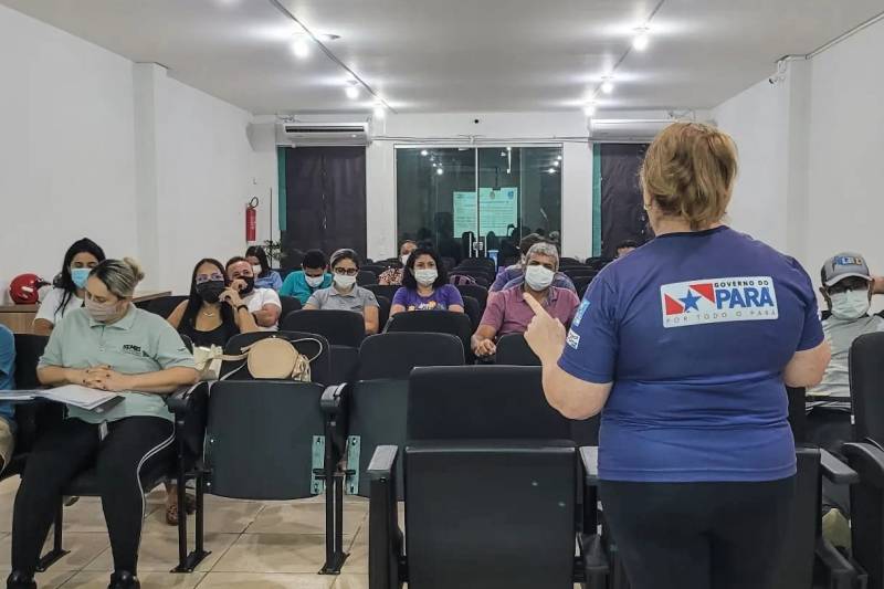 A programação reuniu 25 educadores durante três dias