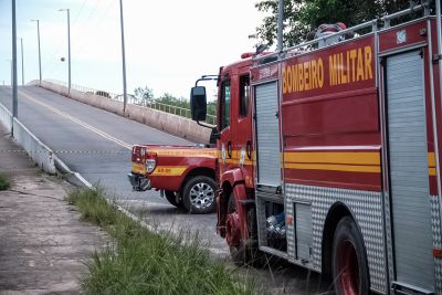 notícia: Técnicos da Setran trabalham na estabilização da ponte de Outeiro