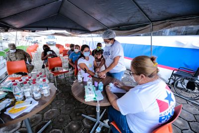 notícia: Carreta do TerPaz Itinerante leva vários serviços a moradores de Santana do Araguaia