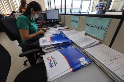 notícia: Estado promove ação para regularização fundiária em Ananindeua