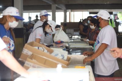 notícia: Tranqüilidade marca o primeiro dia da Feira do Pescado