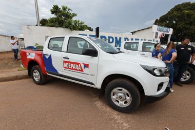 notícia: Governo entrega mais três veículos e conclui reestruturação da frota da Adepará