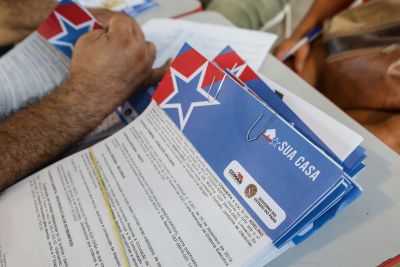 notícia: Mais de 100 famílias de Floresta do Araguaia recebem etapa final do programa 'Sua Casa'