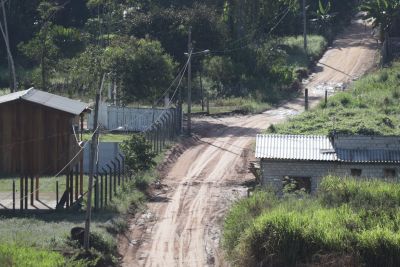 notícia: Estado garante energia elétrica para mais de 40 famílias da zona rural de Novo Progresso