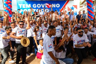 notícia: Em Santa Cruz da Arari, Governo do Pará realiza certificação e entrega microcrédito 