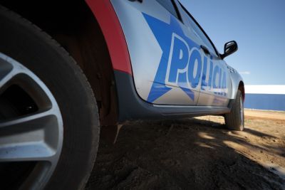 notícia: PM conduz até a PF suspeitos de envolvimento com explosivo encontrado no Aeroporto Internacional de Belém
