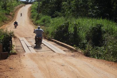 notícia: Governo do Estado garante construção de três pontes de concreto e recuperação de estradas vicinais em Uruará