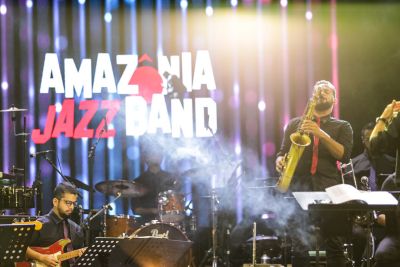 notícia: Dia Internacional do Jazz é celebrado com espetáculo da Amazônia Jazz Band