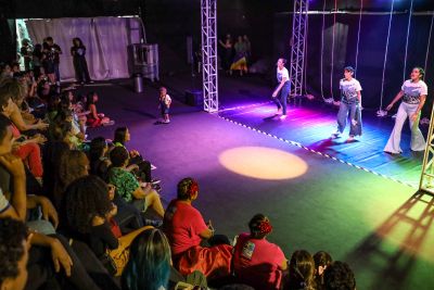 galeria: FEIRA DO LIVRO - Tropicália, um movimento entre nós  - ARENA DAS ARTE