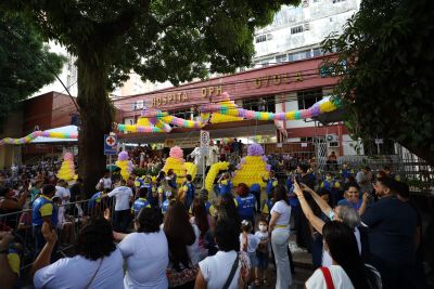 notícia: Fé e emoção marcam passagem da Imagem Peregrina pelo Hospital Ophir Loyola