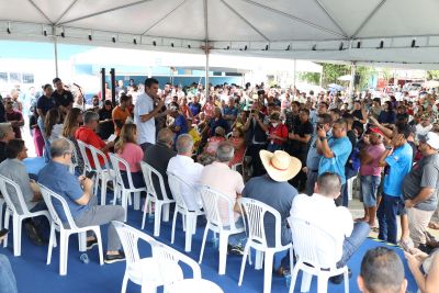notícia: Estado entrega mais de 300 títulos de propriedade definitivos em Castanhal