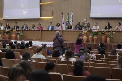 notícia: Estado atua com políticas públicas pelo fim da violência contra as mulheres