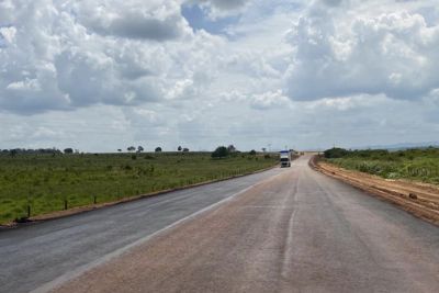 notícia: Setran conclui primeiros quilômetros de asfalto da PA-160, em Canaã dos Carajás
