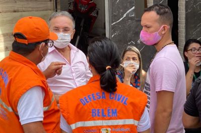 notícia: Famílias vítimas de incêndio em Belém são inscritas no "Sua Casa"