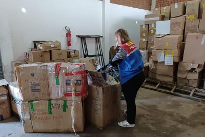 notícia: Sefa apreende perfumes e maquiagem no valor de mais de R$ 105 mil