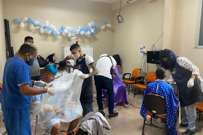notícia: Ação solidária leva tratamento de estética a pacientes e acompanhantes no Hospital Galileu