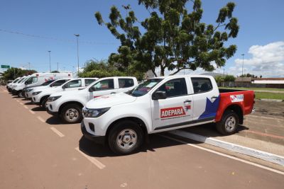 notícia: Adepará recebe novas viaturas para o trabalho de campo