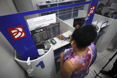 notícia: Pagamentos do programa “Reencontro com a Escola” terminam nesta sexta-feira (18)