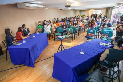 notícia: PGE orienta profissionais de comunicação de órgãos estaduais
