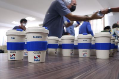 notícia: Órgãos estaduais aderem ao 'Copo Descartável: Descarte Essa Ideia' implantado pela Seplad