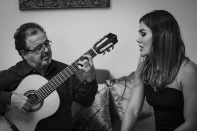notícia: Teatro Margarida Schivasappa recebe o espetáculo com Gabriella Florenzano e Salomão Habib