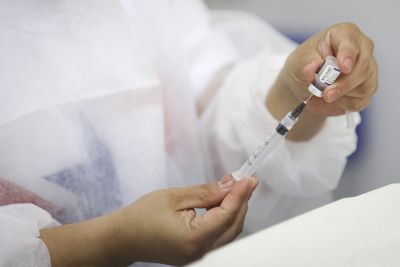 notícia: Governo do Estado realiza mutirão de vacinação contra Covid-19 neste fim de semana