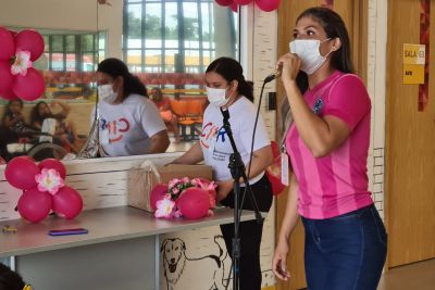 notícia: Talentos femininos são exaltados em evento em homenagem à mulher em centro de reabilitação