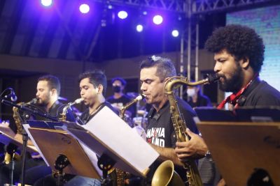 notícia: Bairro da Cabanagem, em Belém, recebe Amazônia Jazz Band na Usina da Paz