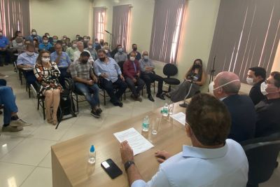 notícia: Titular da Sefa se reúne com empresários e contadores em Marabá
