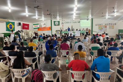 notícia: Semas e lideranças pesqueiras firmam Acordo de Pesca do Rio Tapajós