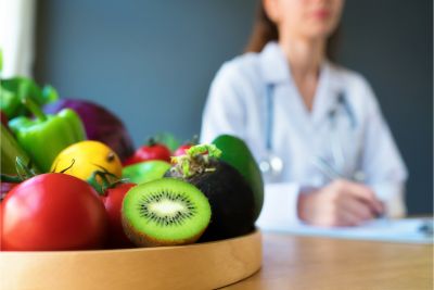 notícia: Ophir Loyola reitera alimentos saudáveis para o combate do câncer