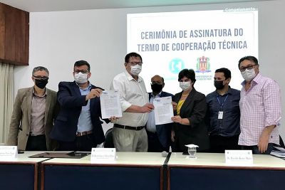 notícia: Uepa e Hospital de Clínicas assinam Termo de Cooperação Técnica