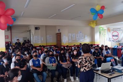notícia: Seduc orienta alunos no combate a prática do bullying escolar