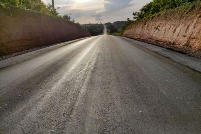 notícia: Quarenta quilômetros da PA-256 estão construídos e pavimentados