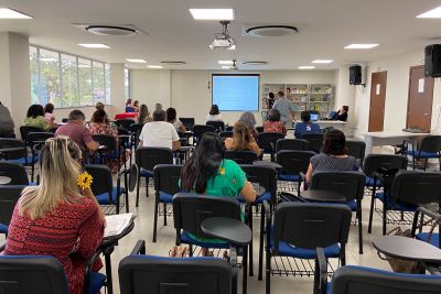 notícia: Seduc reúne 18 USEs no II Encontro de Mediadores de Leitura em Belém
