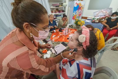 notícia: Mães são homenageadas no Espaço Acolher do Hospital Ophir Loyola