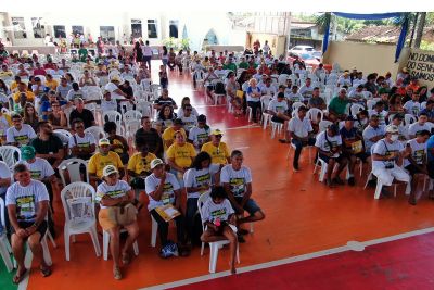 notícia: Adepará cadastra apicultores em evento do setor, no final de semana