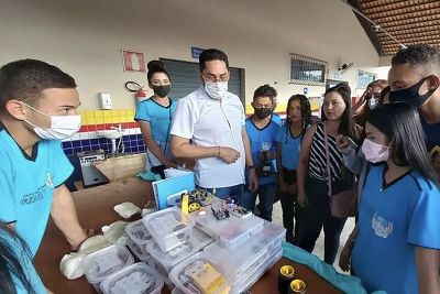 notícia: Seduc implanta projeto de robótica em escola pública do Marajó