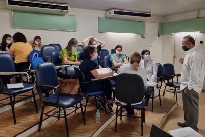notícia: Hospital Ophir Loyola oferece capacitação a preceptores da residência multiprofissional 