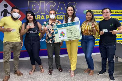 notícia: Mais beneficiários do “CNH Pai D'Égua” recebem carteiras de habilitação