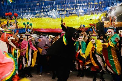 notícia: Segunda noite do Arraial de Todos os Santos recebe cerca de 10 mil visitantes