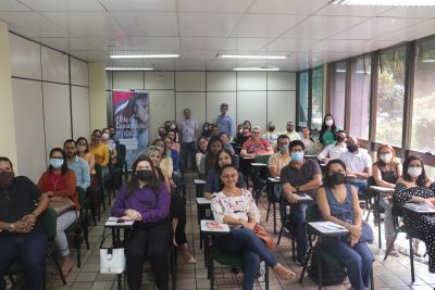 notícia: Seplad e Escola de Governança capacitam servidores sobre eSocial 