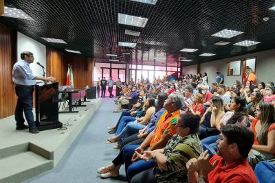 notícia: Festa junina e despedida marcaram a sexta-feira na sede da Fundação Hemopa, em Belém