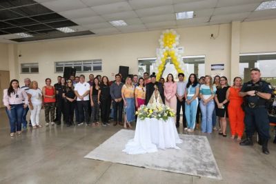 notícia: Imagem peregrina de Nossa Senhora de Nazaré visita Secretaria Regional de Governo do Sudeste do Pará