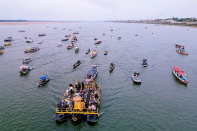 notícia: Imagem de Nossa Senhora de Nazaré percorre Orla do Rio Tocantins no Círio Fluvial