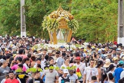 notícia: 42º Círio de Marabá reúne cerca de 100  mil fiéis e tem percurso mais rápido